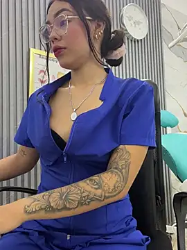 daniela-sexy online show from May 8, 2:42 pm