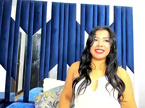 alannaht online show from April 19, 3:56 pm