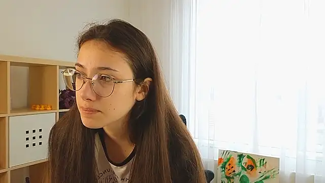 IsauraHolleman online show from March 21, 3:44 am