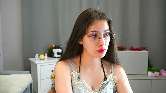 IsauraHolleman online show from April 26, 3:15 am