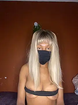 BlackApple   online show from March 17, 9:30 pm