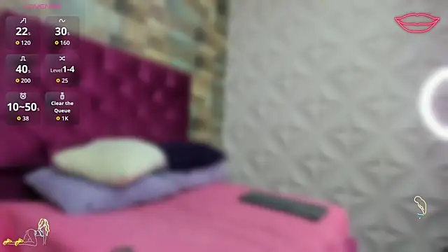LITTLE-NESSA online show from June 3, 2:33 pm