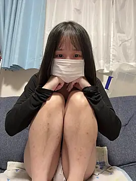 Mika-chan online show from April 16, 2:28 pm