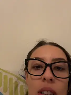 Lauren Storm online show from June 20, 4:05 am