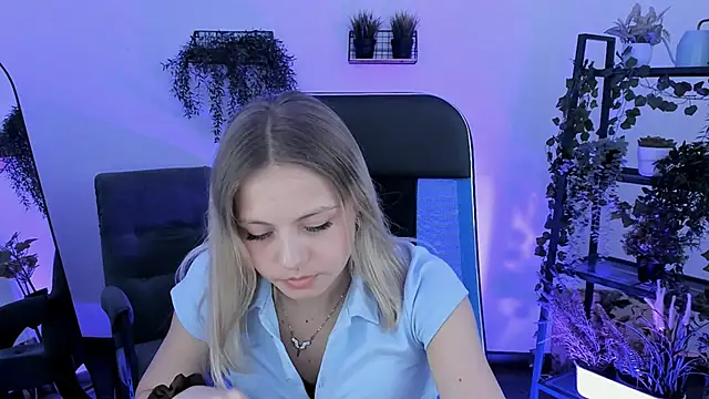 BlossomVibe online show from April 2, 2:14 pm