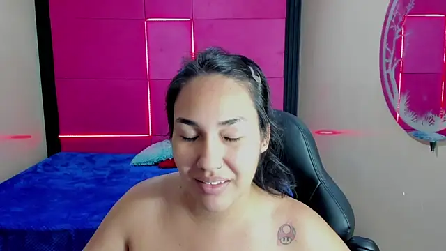 SammyEvanns  online show from June 17, 1:18 am