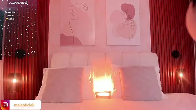 Maiasweet  online show from June 11, 3:03 am