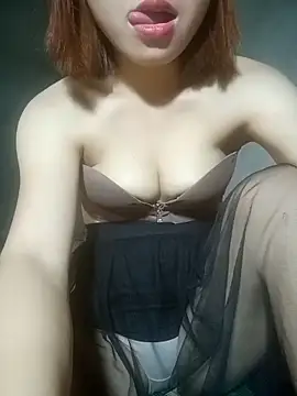 Aurora Luna online show from April 19, 3:28 am