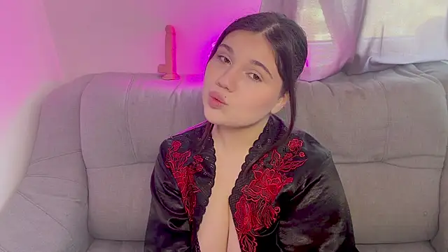 CozyPeony online show from April 7, 7:21 am