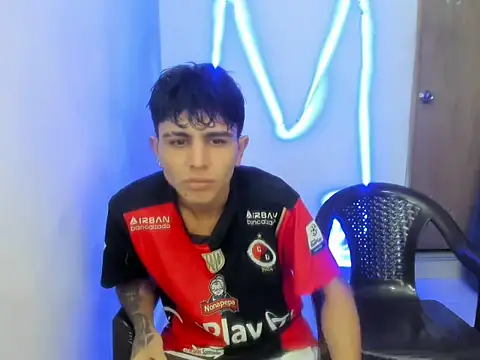  latinhot 420  online show from April 5, 8:08 pm