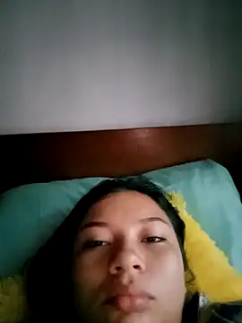 miaboom online show from March 20, 11:04 am