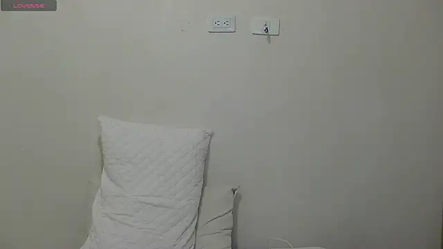 zyra vex online show from June 11, 12:32 am
