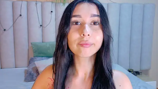 StarrMoon   online show from June 9, 2:55 am