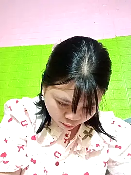 Dumi 009 online show from April 29, 5:30 pm