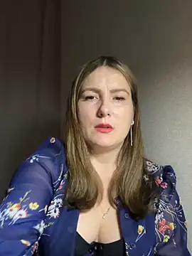 Susan Wright online show from April 30, 10:36 pm
