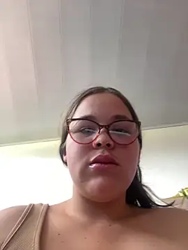 Dulce Noa online show from March 22, 4:35 pm