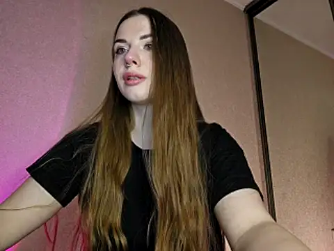 EvaansSmith online show from May 27, 4:37 pm