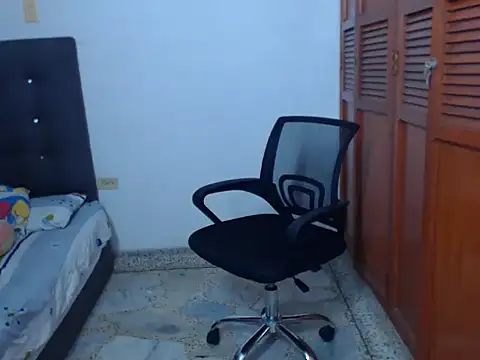 AlessiaMonrroe online show from May 20, 3:42 pm