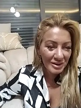 Exotic ParisX online show from May 24, 1:37 am
