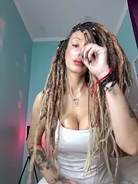 Natalialucia online show from April 28, 7:56 am