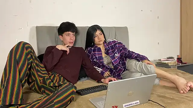 perceo and saddie online show from May 16, 10:07 am