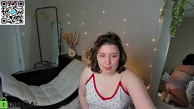 Maya Raay online show from April 27, 9:06 am