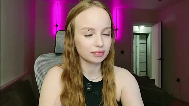 BunnyShinex online show from July 1, 3:44 pm