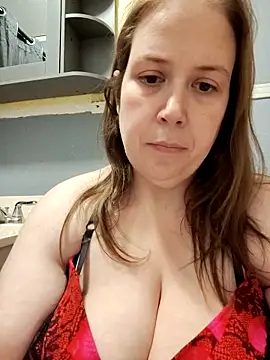 023thickandjuicy07 online show from April 30, 2:39 am