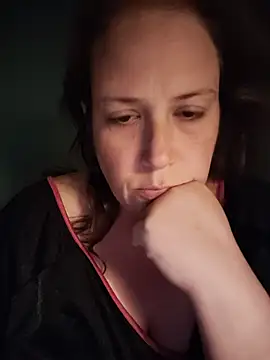 023thickandjuicy07 online show from July 3, 4:18 am