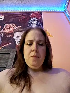 023thickandjuicy07 online show from May 9, 3:41 am