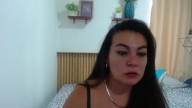  bonnie and clyde online show from April 24, 7:27 pm