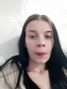 ShellBixAngeLL online show from April 6, 11:06 pm