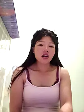 -Quyny- online show from May 6, 8:24 pm
