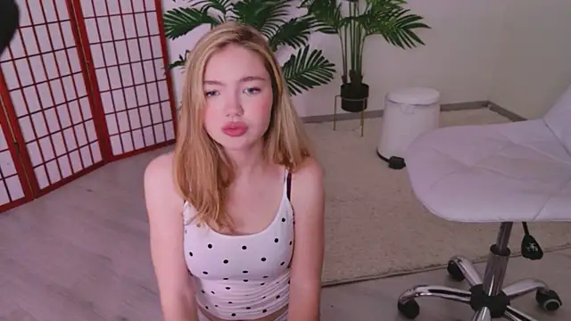 Rita Shy online show from June 26, 3:13 pm
