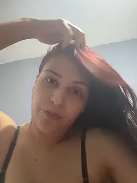 veronicasapequinha online show from April 2, 2:03 pm