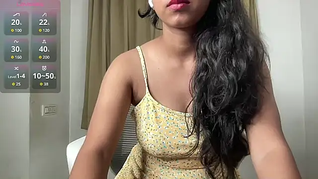 Gorgeous Sarahh online show from May 16, 9:36 pm