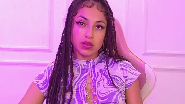 canela bm online show from April 22, 1:41 pm