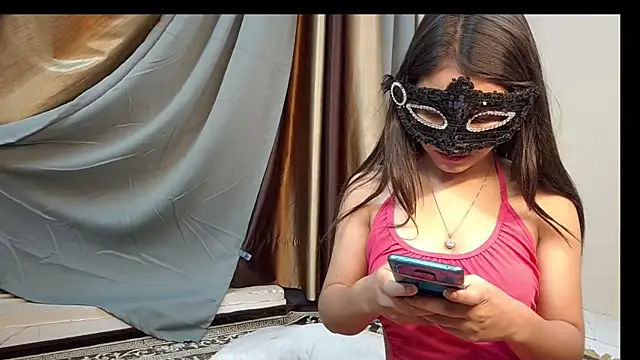 AvanYa 1 online show from May 15, 9:28 pm