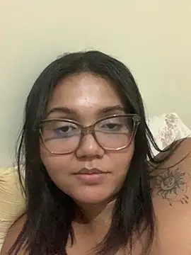 viviboraaaa online show from May 2, 12:47 am