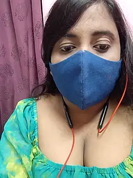 Tami-sonia online show from May 13, 7:19 pm
