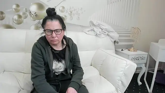 Merika 12 online show from March 30, 12:27 pm