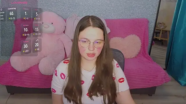 SofiDreamm online show from May 2, 7:39 pm