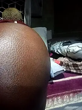 Naughtygrany online show from May 14, 6:08 am
