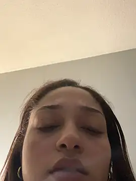 Prettymentalduh online show from March 30, 11:48 pm