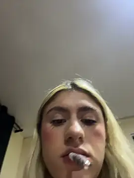 Lia fire online show from April 30, 3:01 am