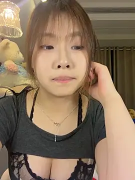 xx132546 online show from April 29, 12:41 pm