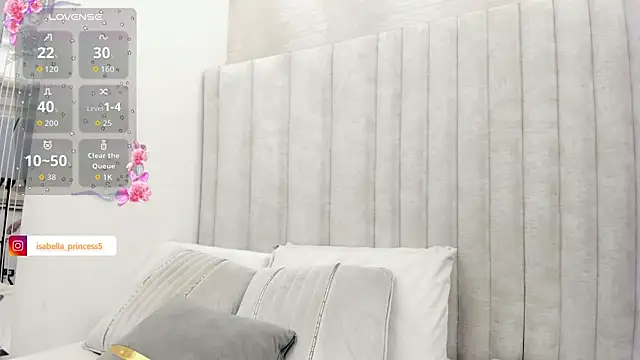 isabellajons online show from May 5, 8:56 pm