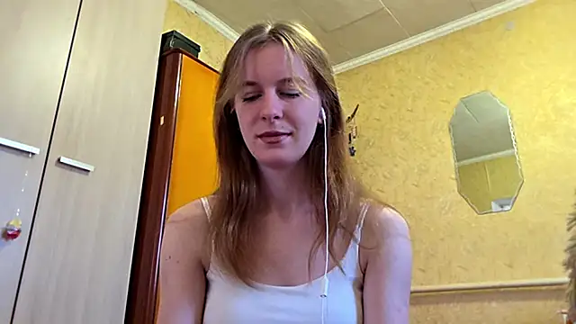 DonnaKuc online show from April 25, 6:16 am