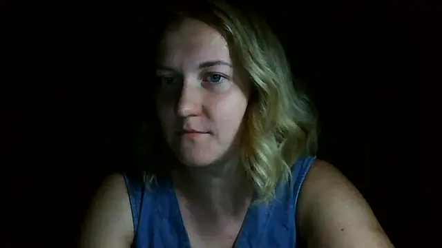 TinaKittyX online show from June 23, 8:51 pm