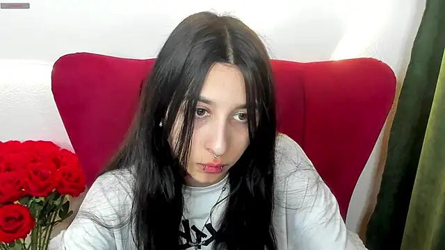 MelissaSparrow online show from June 15, 2:12 am